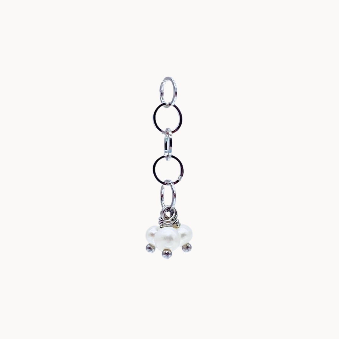 CHAIN CHARM 117 - CIRCLE OF DOTS
