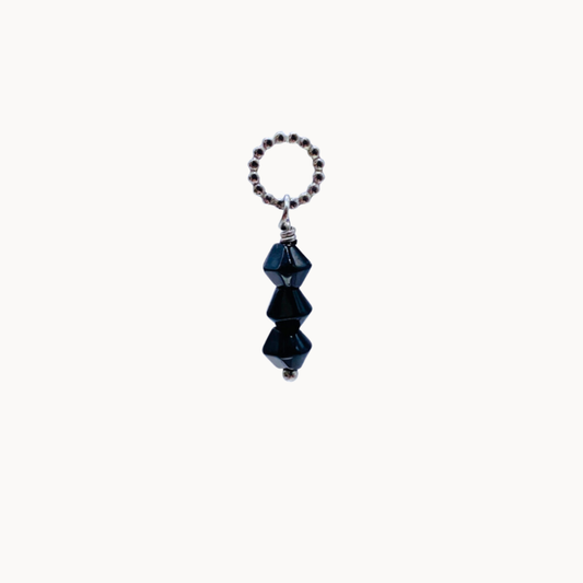 DOT CHARM 053 - CIRCLE OF DOTS