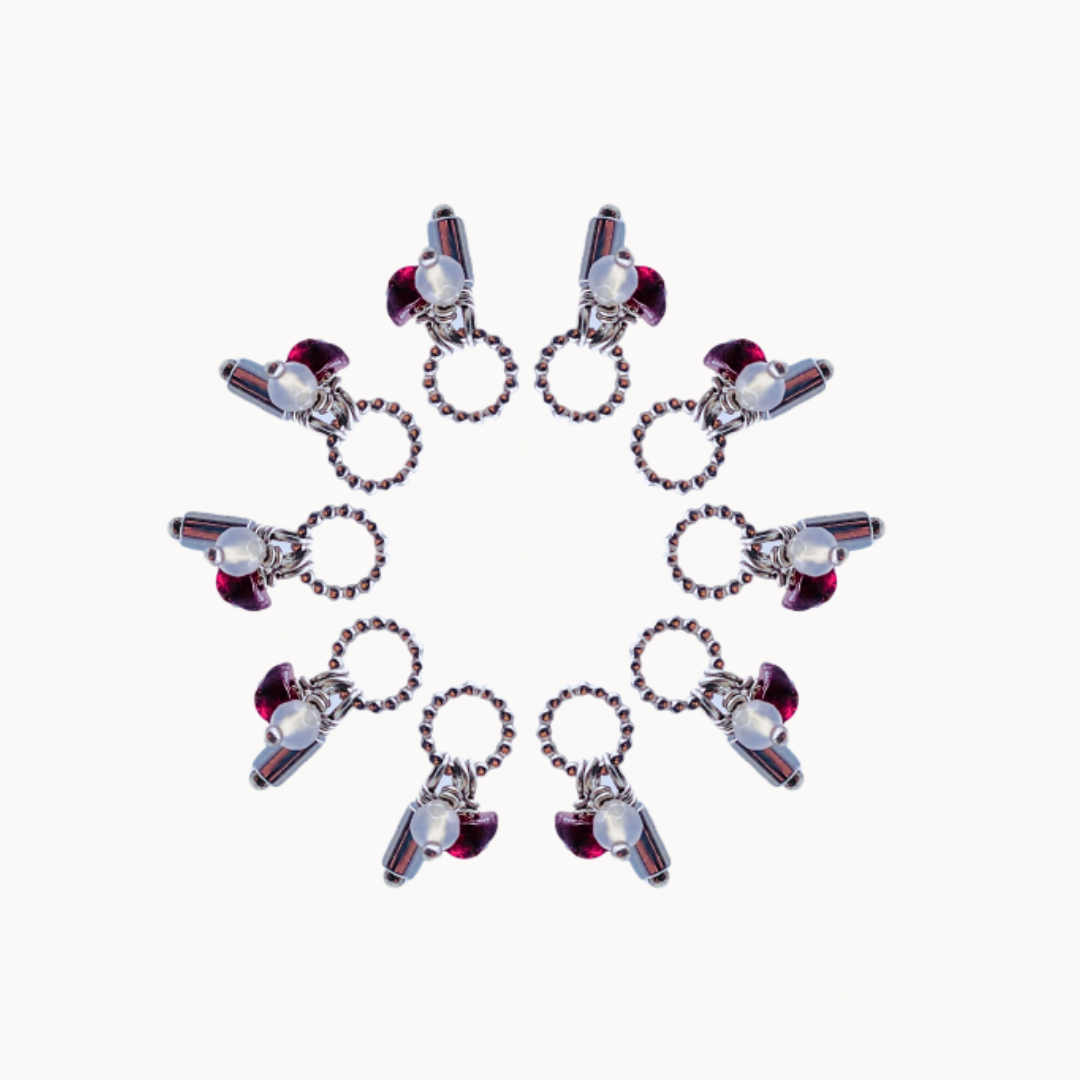 DOT CHARM 147 - CIRCLE OF DOTS