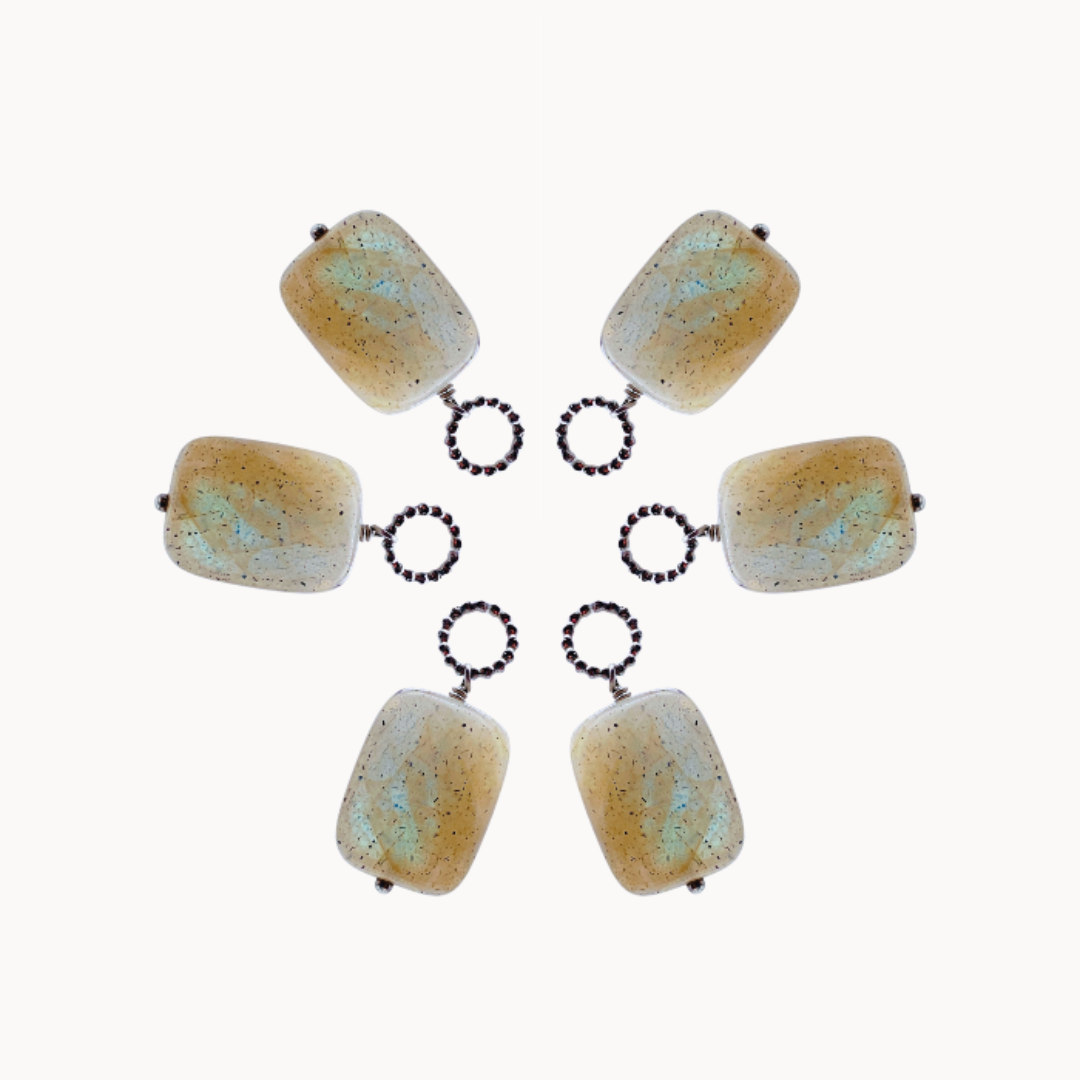 DOT CHARM 148