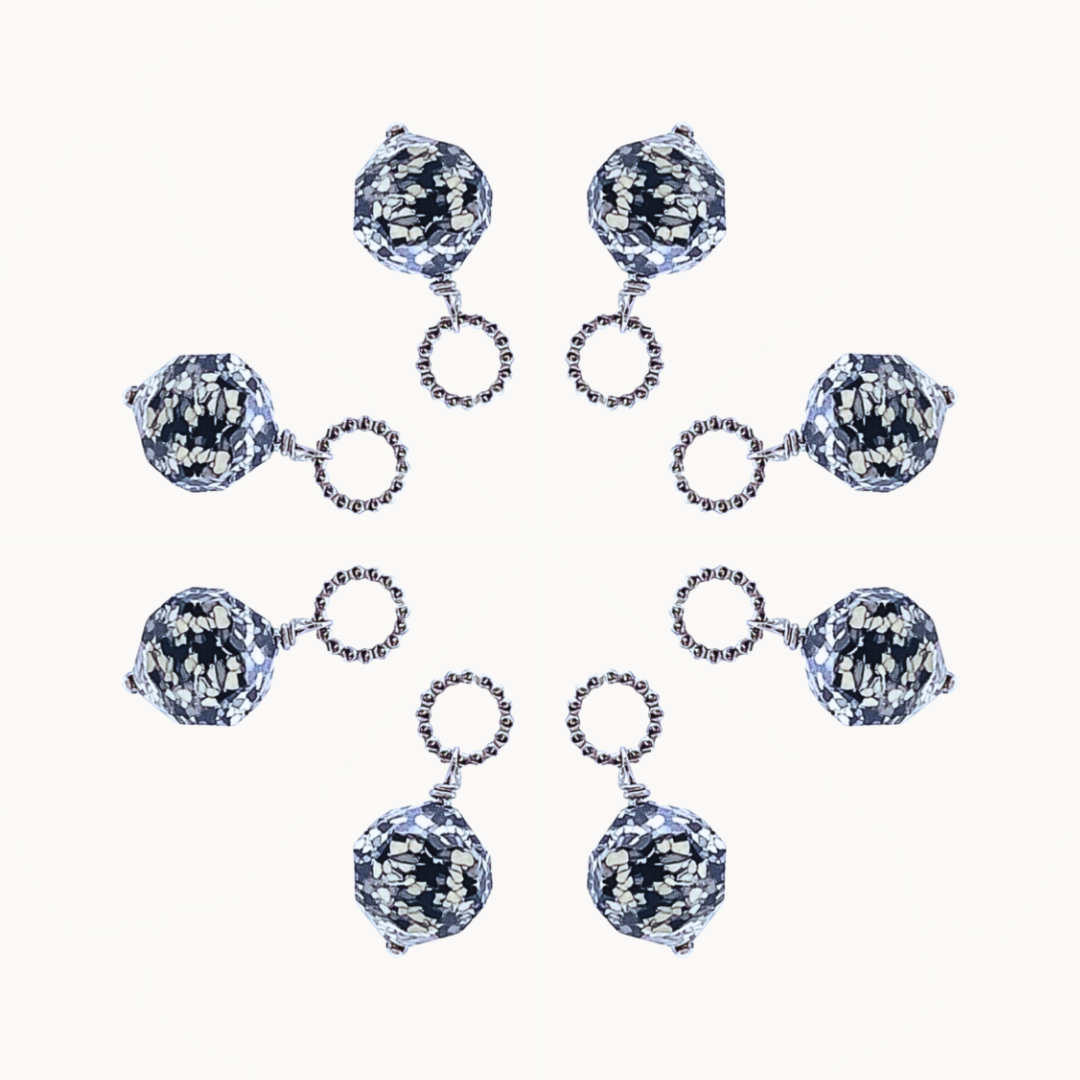 DOT CHARM 099 - CIRCLE OF DOTS