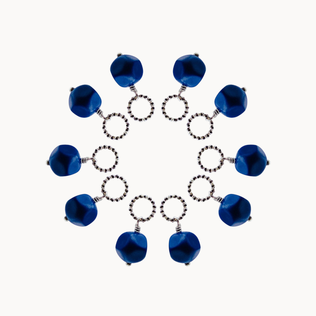 DOT CHARM 025 - CIRCLE OF DOTS
