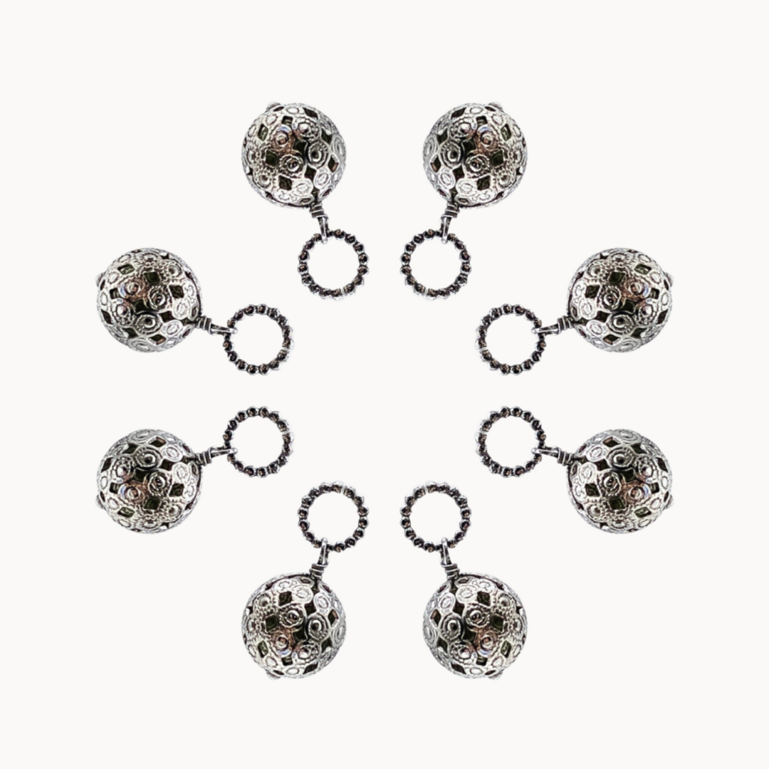 DOT CHARM 226 - CIRCLE OF DOTS