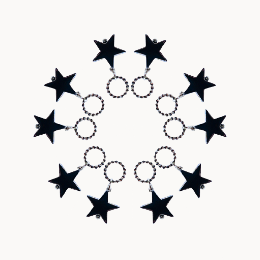 DOT CHARM 184 - CIRCLE OF DOTS