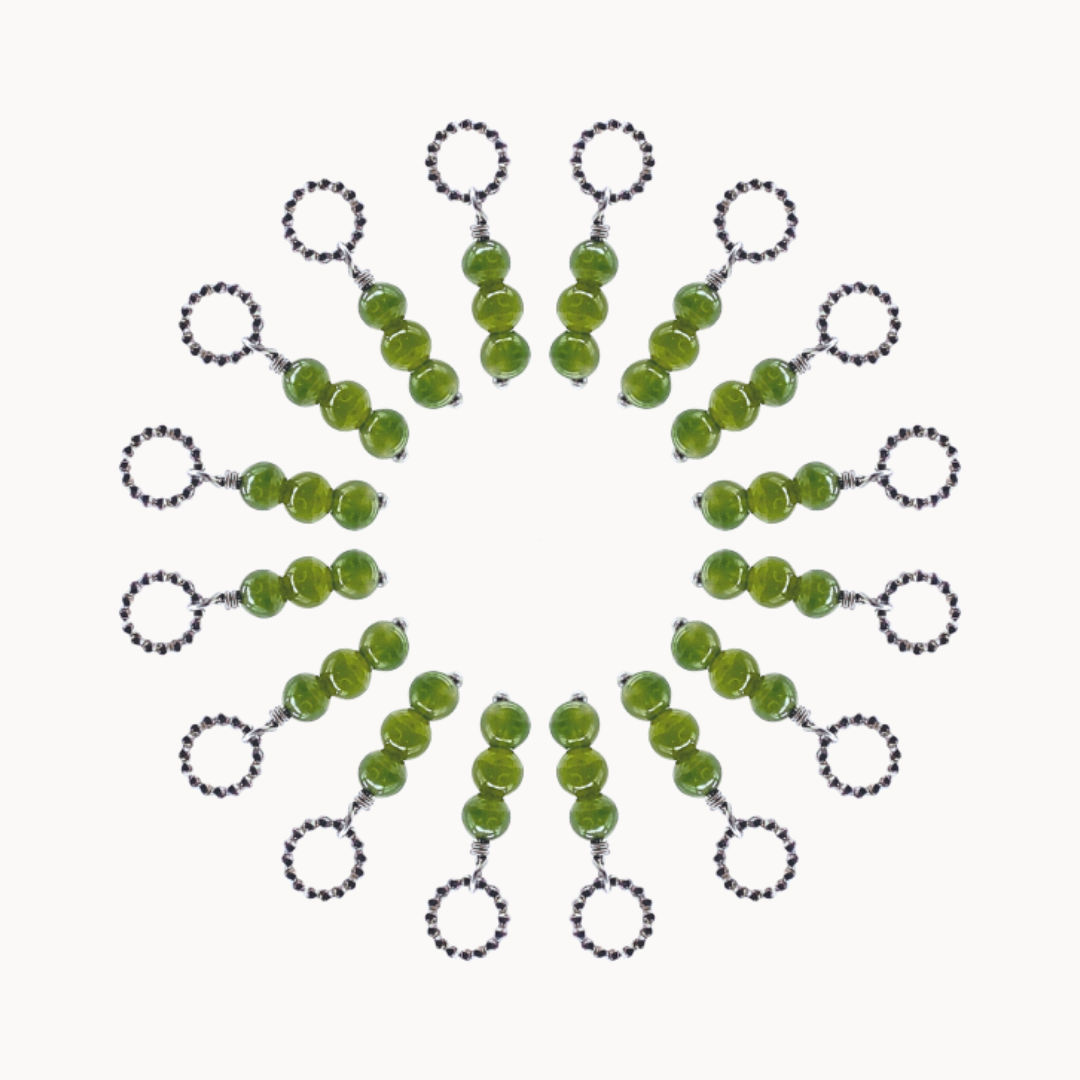 DOT CHARM 050 - CIRCLE OF DOTS