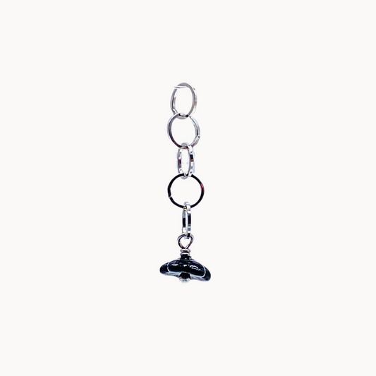BLACK FLOWER CHAIN CHARM - CIRCLE OF DOTS