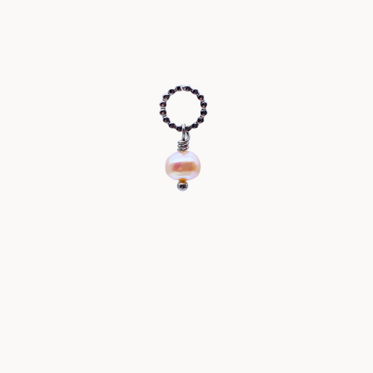 DOT CHARM 146 - CIRCLE OF DOTS