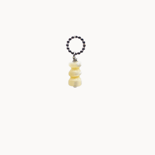 DOT CHARM 242 - CIRCLE OF DOTS