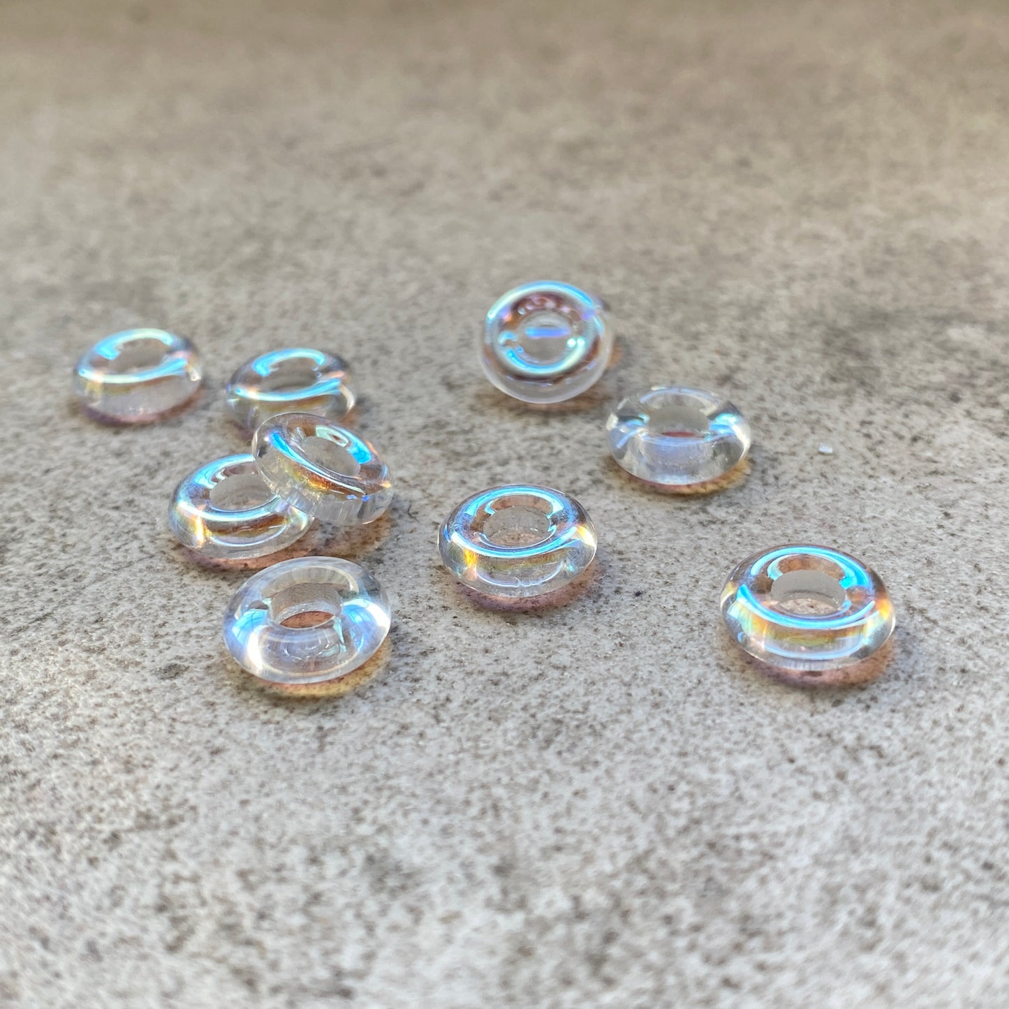 HOLO HOLLOW BEAD - CIRCLE OF DOTS