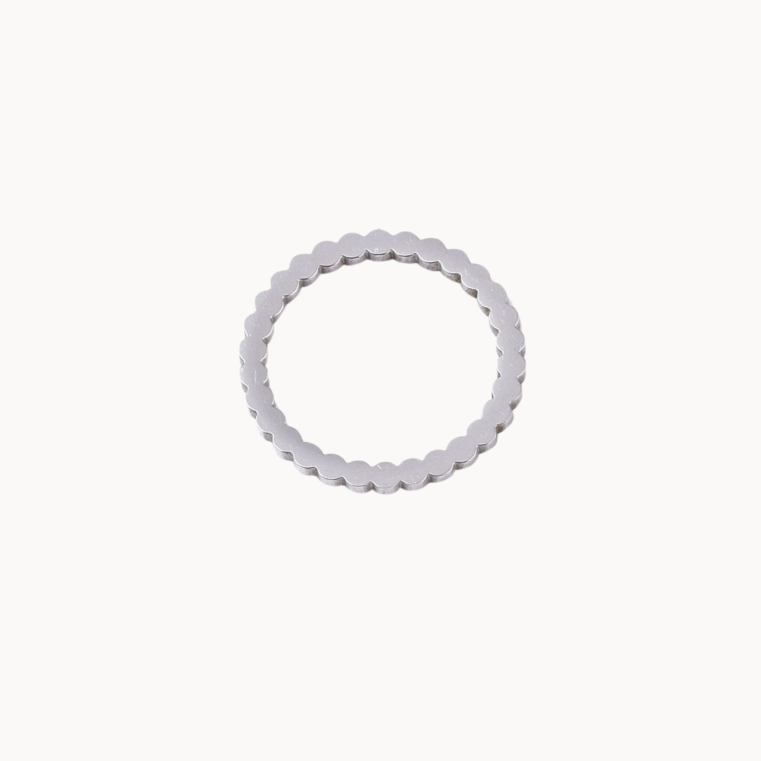 CIRCLE SHAPE CHARM - CIRCLE OF DOTS