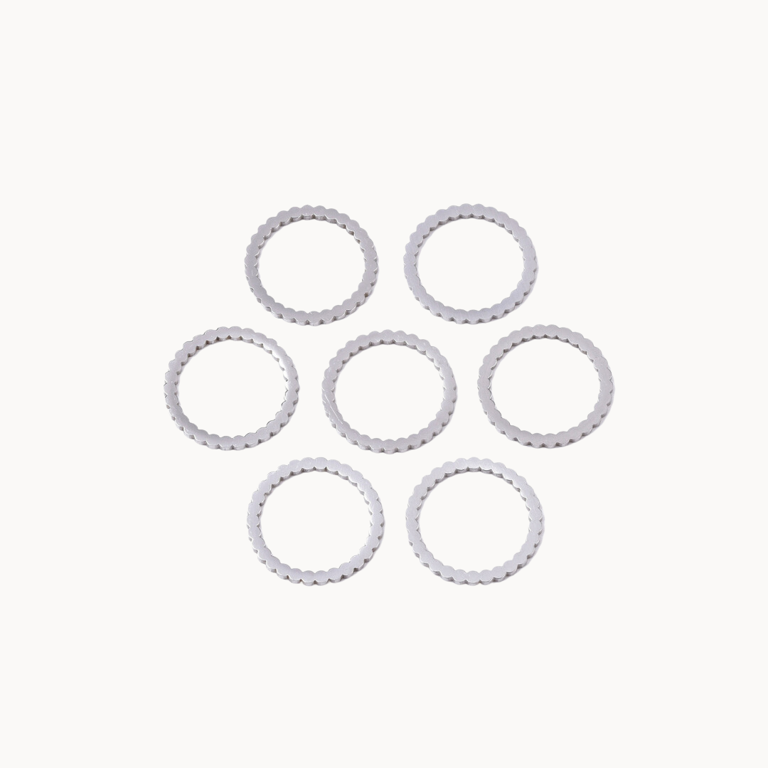 CIRCLE SHAPE CHARM - CIRCLE OF DOTS