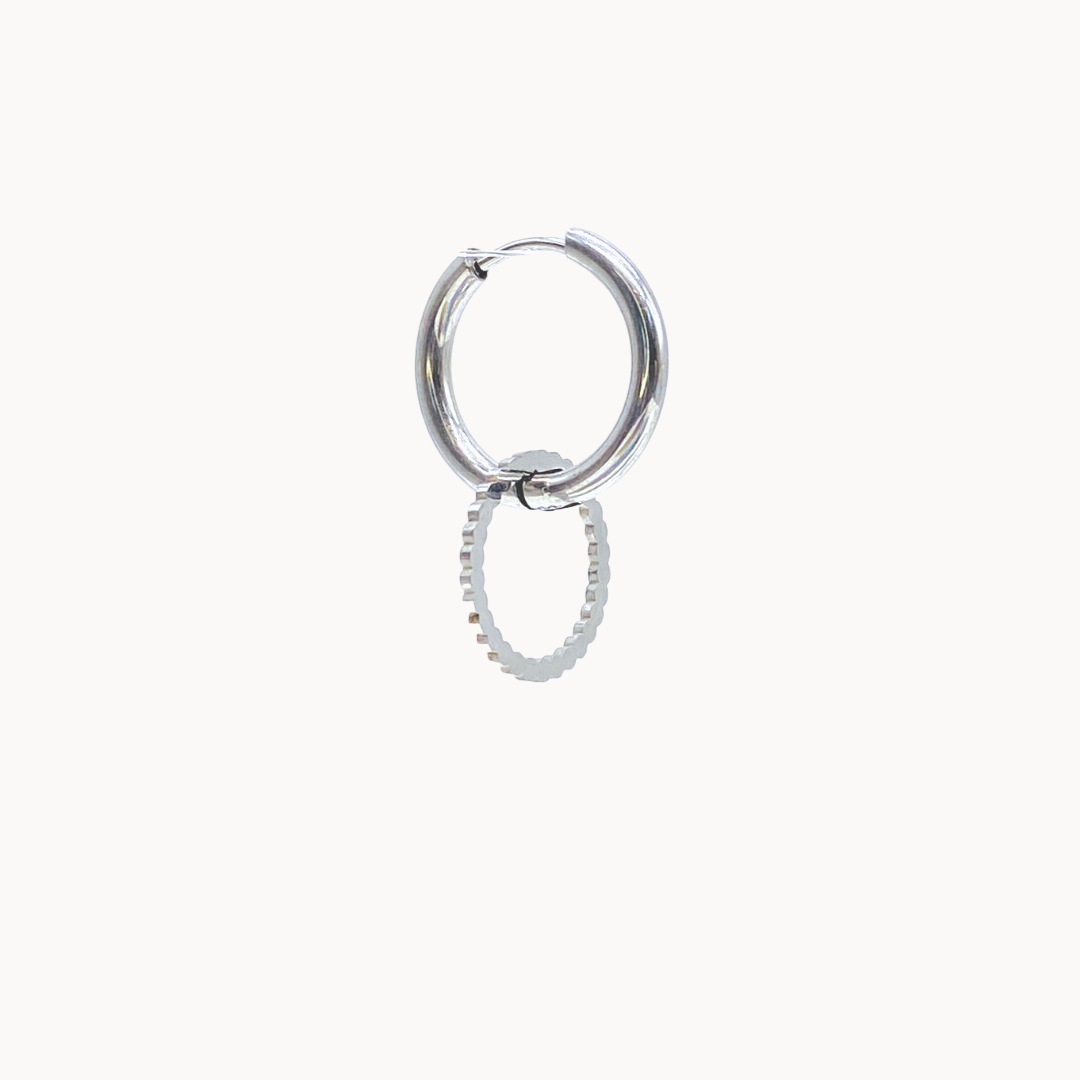 CIRCLE SHAPE CHARM - CIRCLE OF DOTS