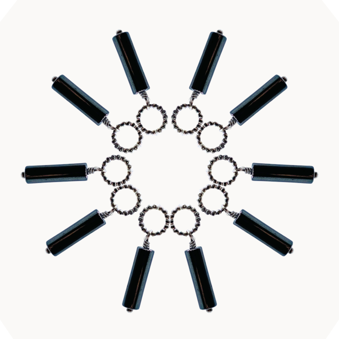 DOT CHARM 074 - CIRCLE OF DOTS
