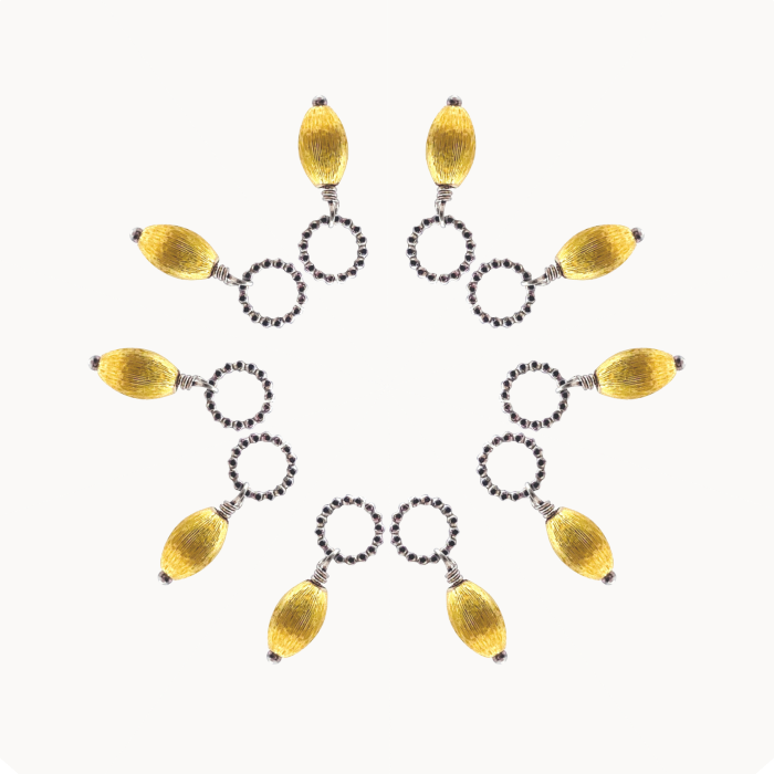 DOT CHARM 079 - CIRCLE OF DOTS