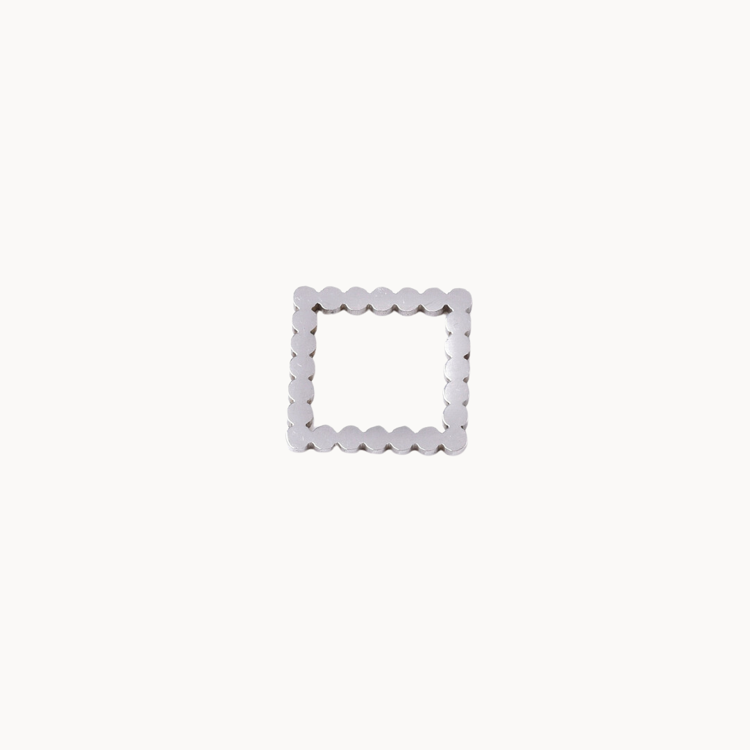 SQUARE SHAPE CHARM - CIRCLE OF DOTS