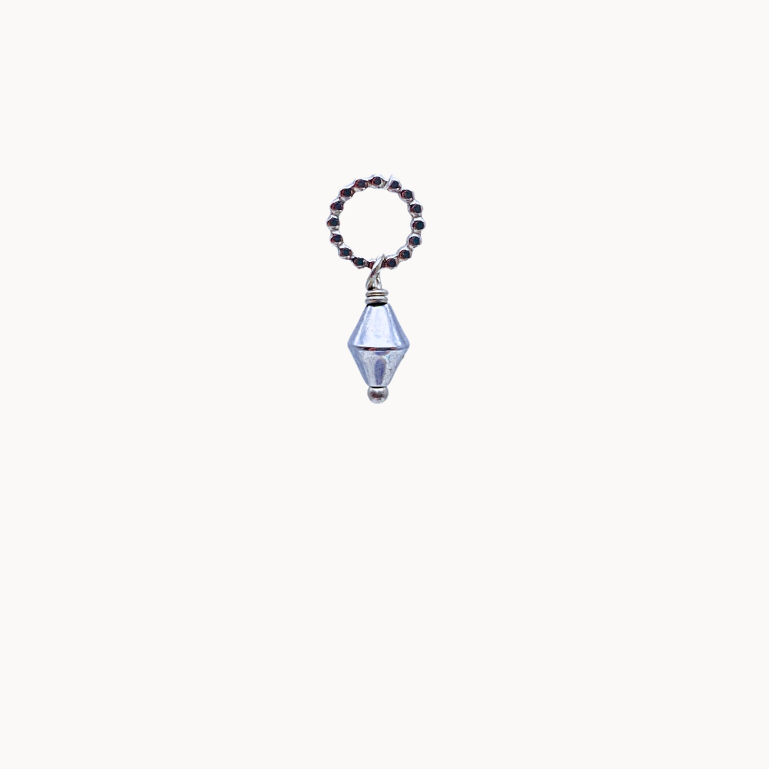 DOT CHARM 189 - CIRCLE OF DOTS 